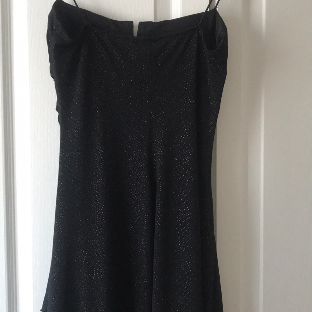 Dress - Picture 5 of 8